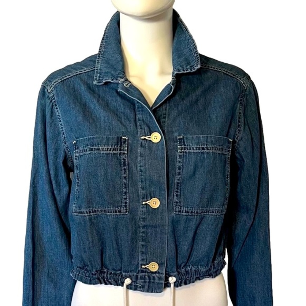 GAP Lightweight Cropped Drawstring Waist Shirt/Jacket SIZE M
